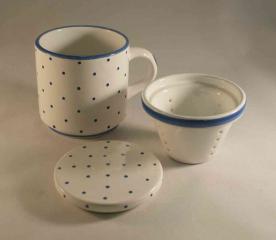 Gmundner Keramik-Tasse/Kruter mit Einsatz und Deckel